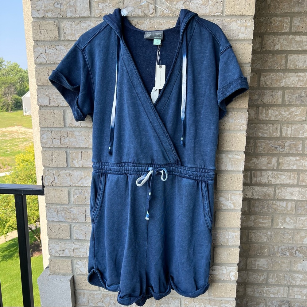 Anthropologie Saturday Sunday Kendall Hooded Romper